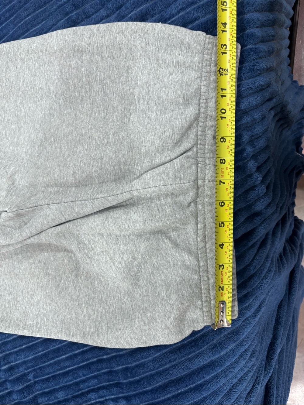 Nike Kids Light Gray Fleece Joggers with White Swoosh - Picture 4 of 5
